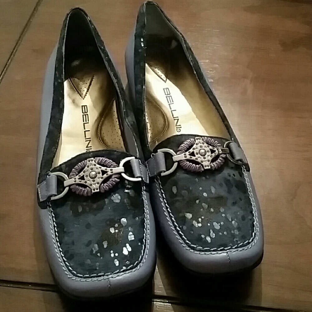 Woman's Shoes